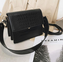 Load image into Gallery viewer, Women's Designer Luxury Handbag 2019 Fashion New High quality PU Leather Women Handbags Crocodile pattern Shoulder Messenger Bag