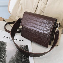 Load image into Gallery viewer, Women's Designer Luxury Handbag 2019 Fashion New High quality PU Leather Women Handbags Crocodile pattern Shoulder Messenger Bag